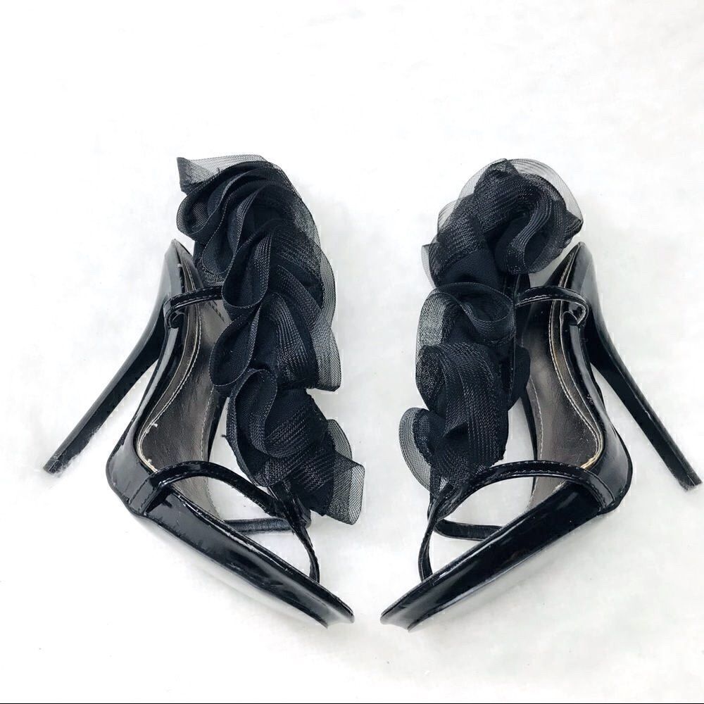 Bakers “Rory” Black 5” Ruffle Top Stiletto Heels